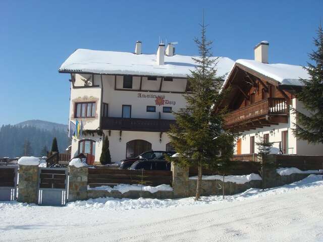Отель Альпийский Двор Славское-19